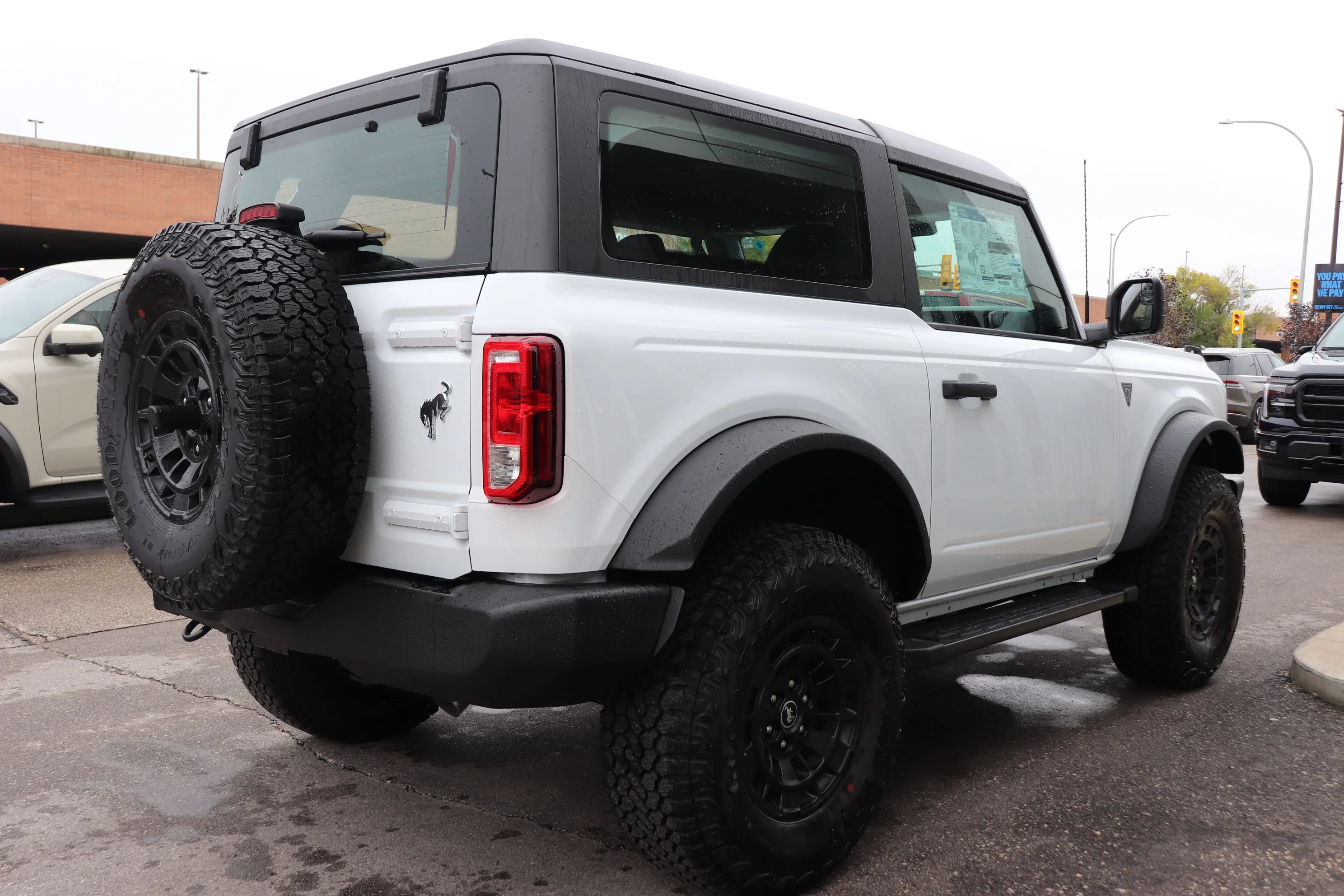 New 2026 OXFORD WHITE Ford Base image 5