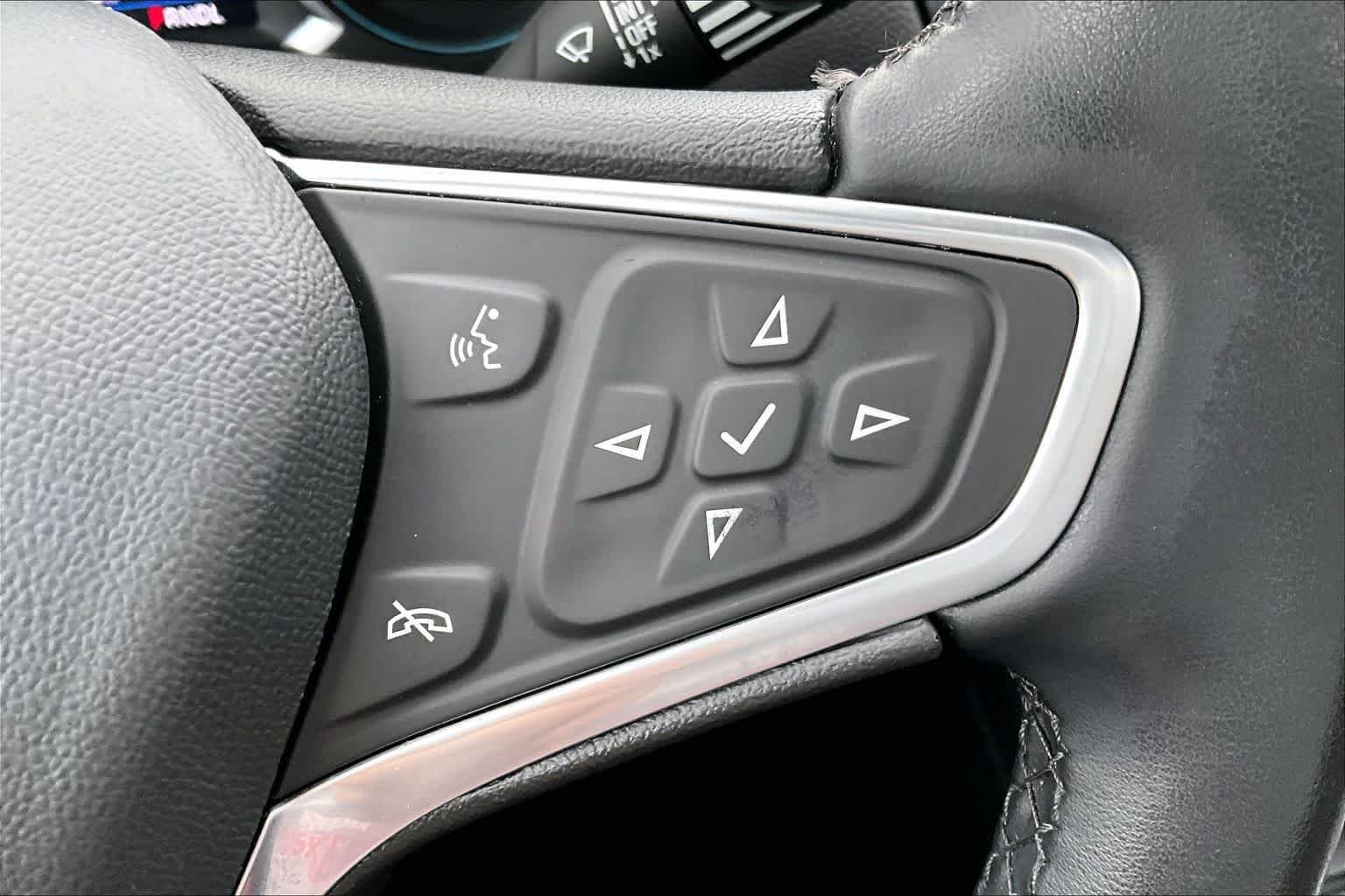 Used 2023 Mosaic Black Metallic Chevrolet LT image 21