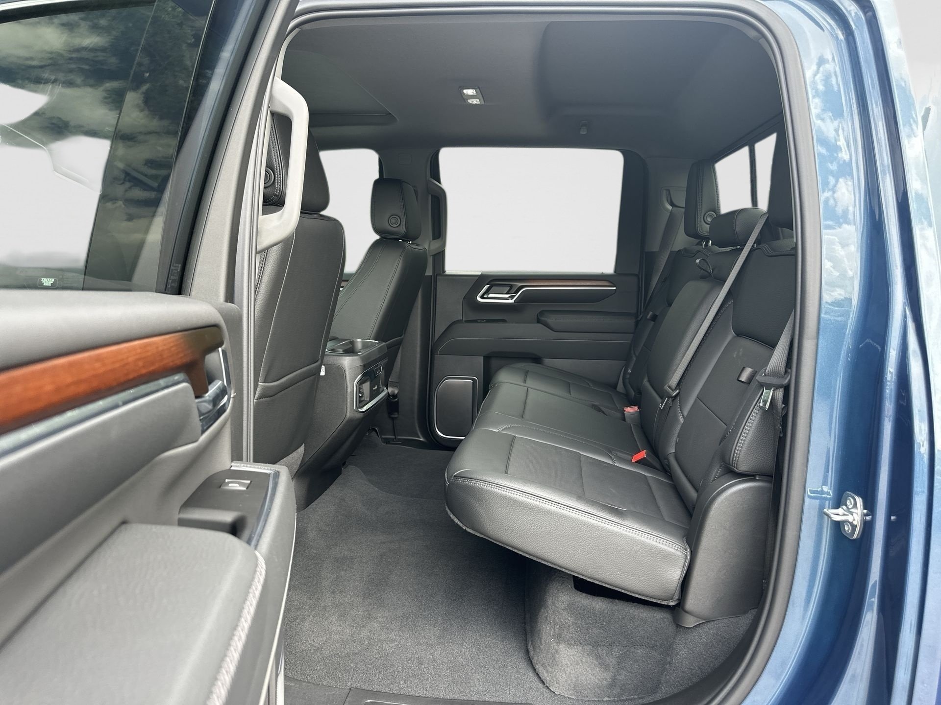 2026 GMC Sierra 2500HD Denali - Photo 25