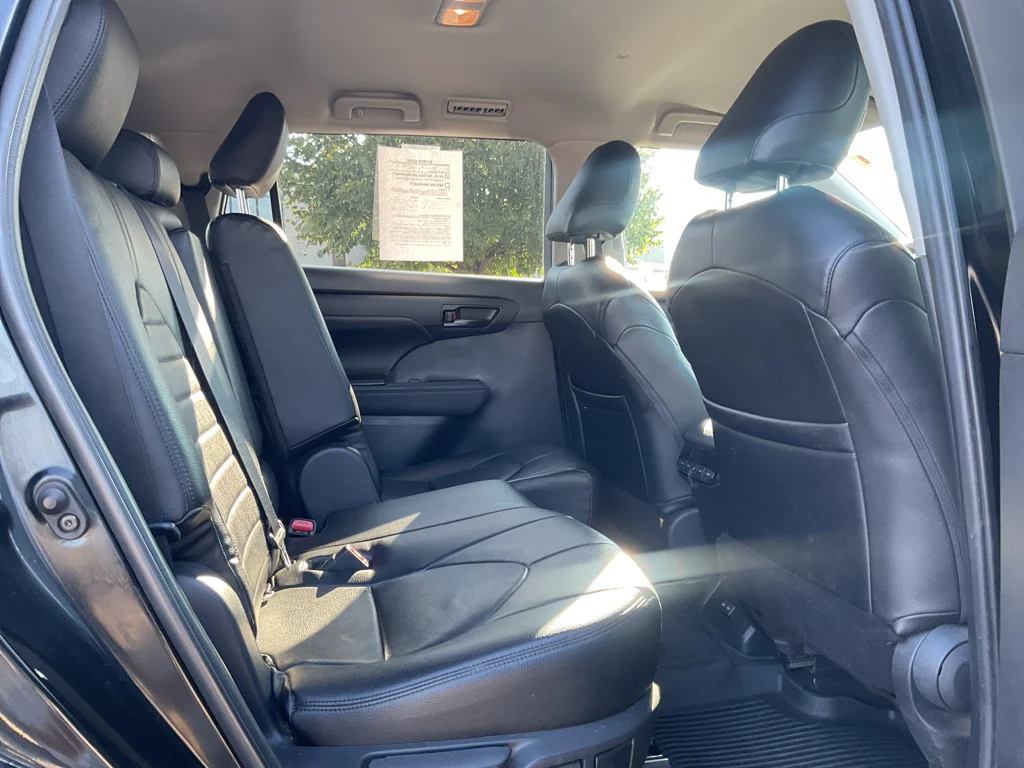 Used 2023 Midnight Black Metallic Toyota L image 12