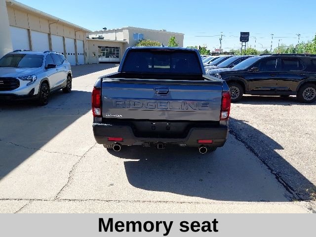 Used 2025  Honda RTL image 6