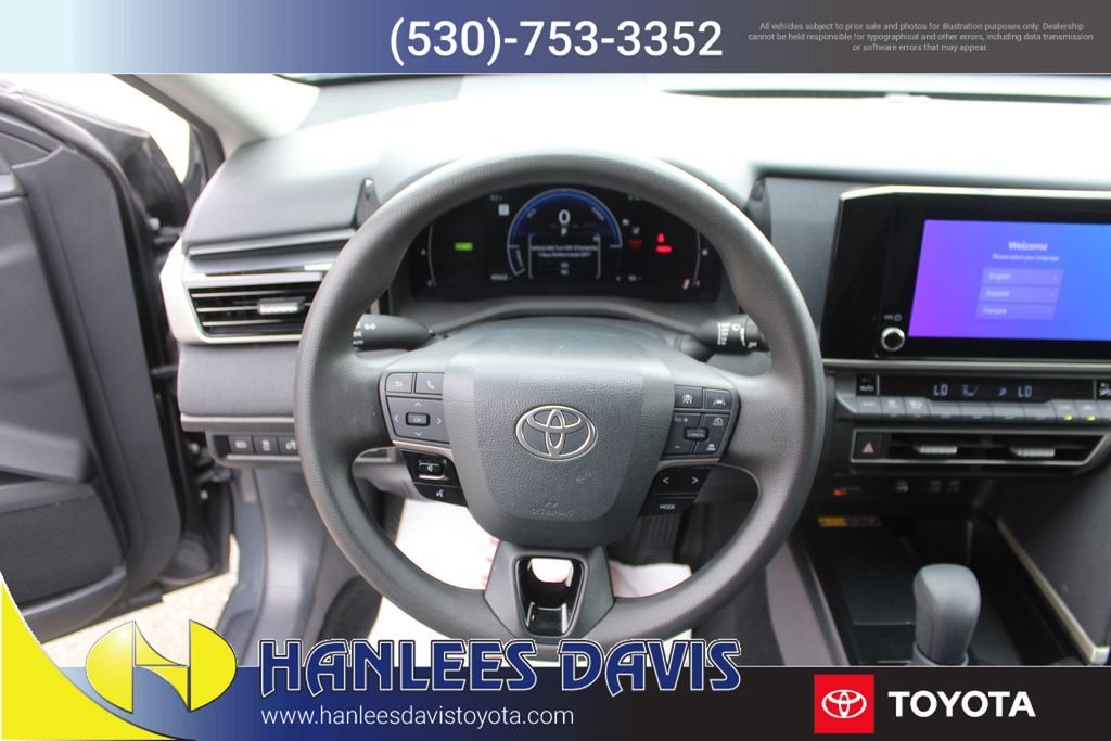 Used 2025  Toyota LE image 15