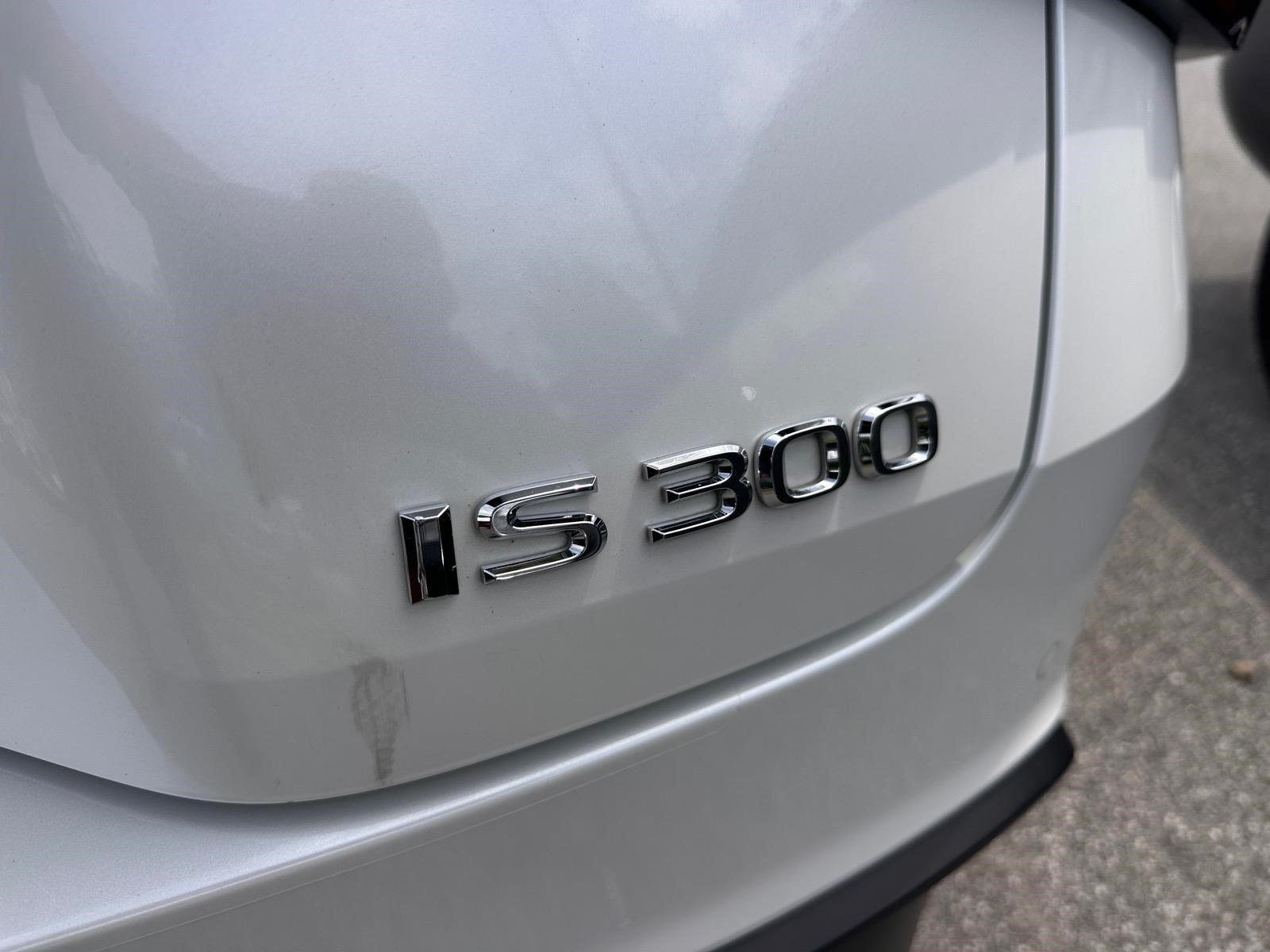 Used 2021 Eminent White Pearl Lexus IS 300 image 30