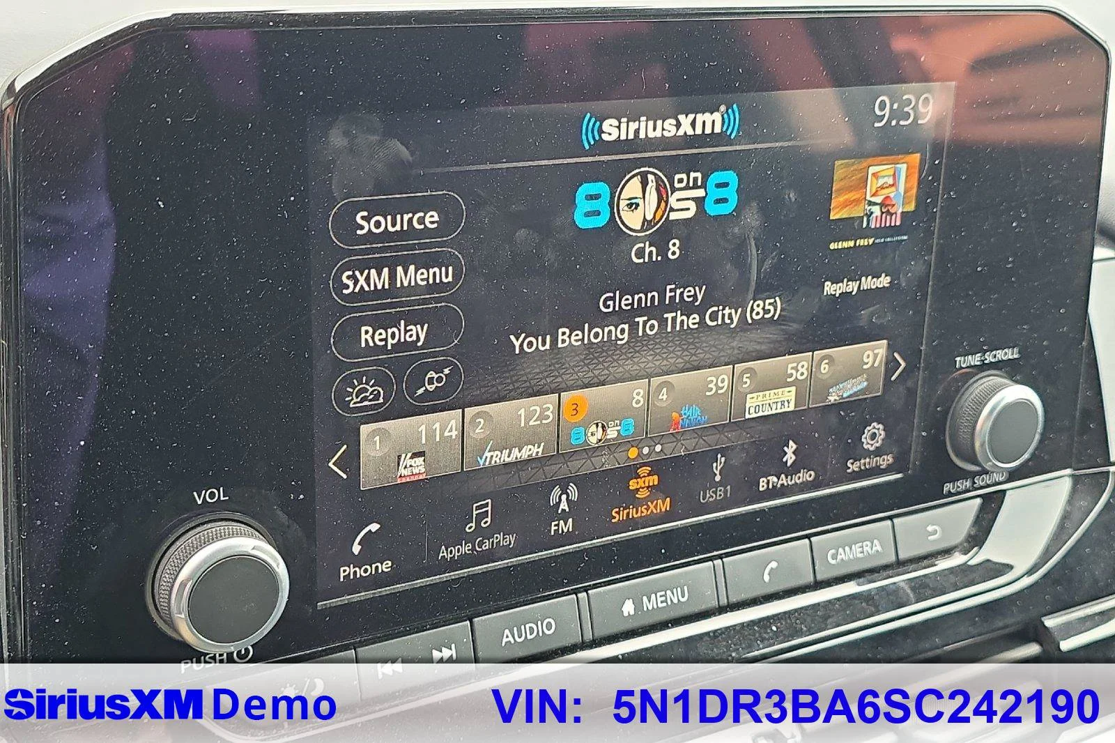 Used 2025 Deep Ocean Blue Pearl Nissan SV image 27