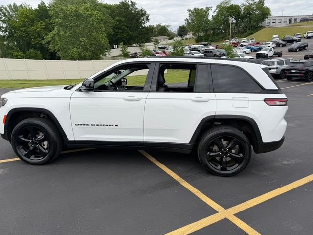 Certified Used 2023 White Jeep Limited image 11