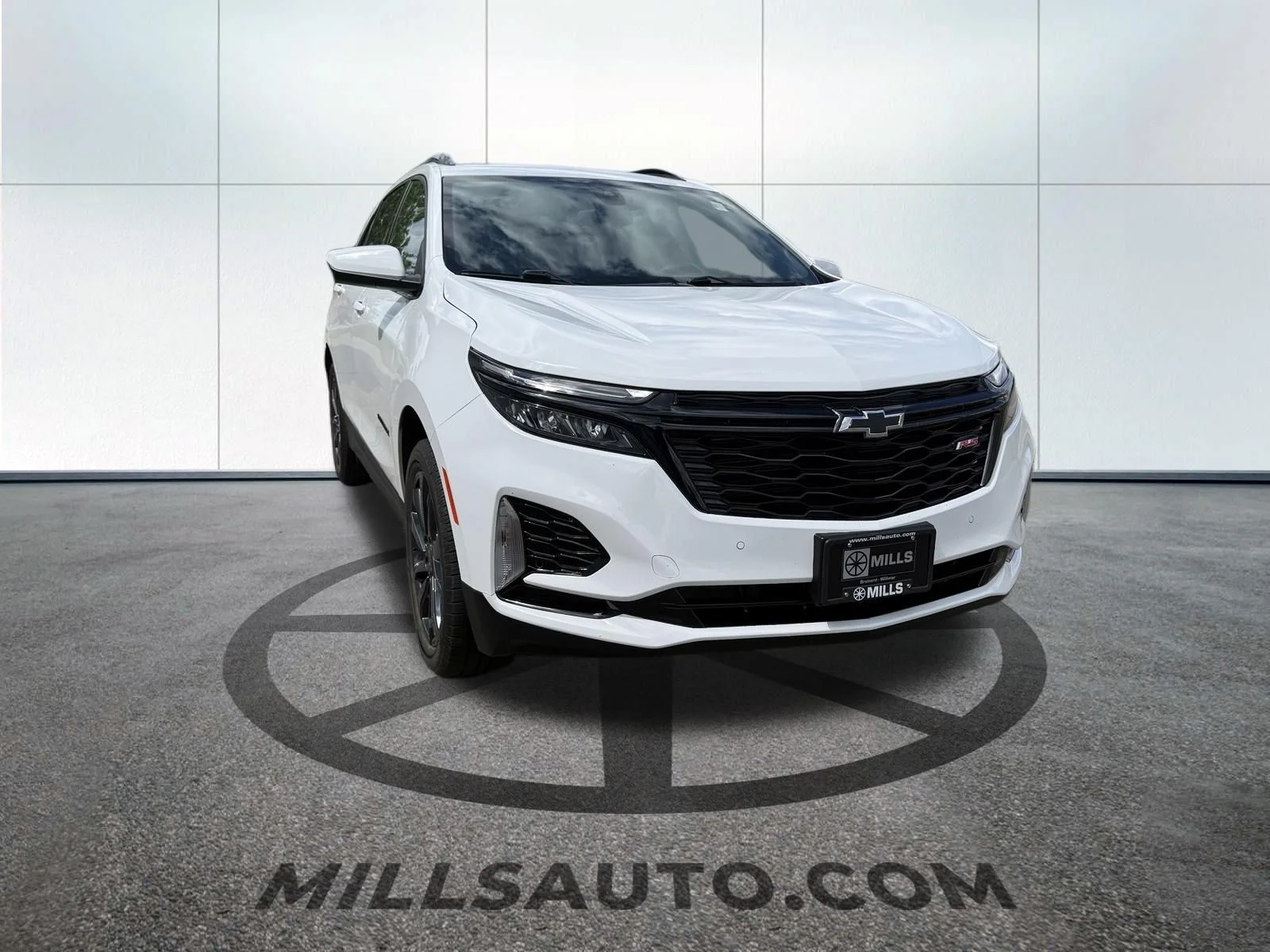 Used 2024 Chevrolet Equinox RS with VIN 3GNAXWEG2RS153758 for sale in Baxter, Minnesota