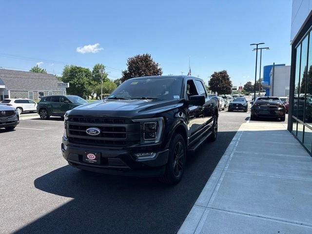 Used 2021 Black Metallic Ford Lariat image 6