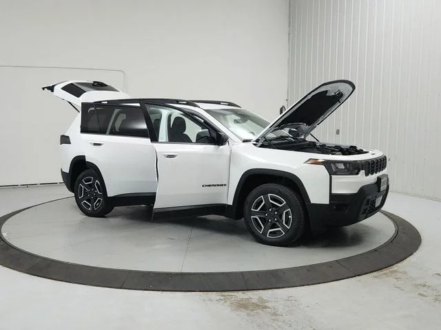 New 2026 Bright White Clear-Coat Exterior Paint Jeep Laredo image 9