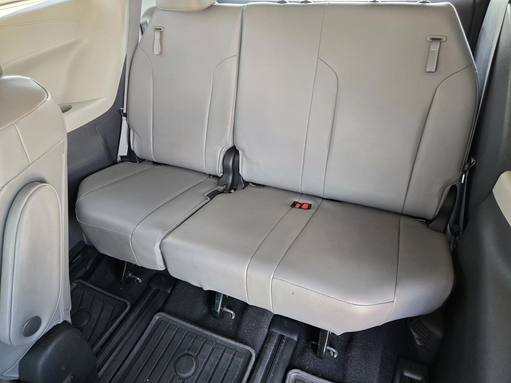 Used 2022 Blueprint Toyota XLE image 32