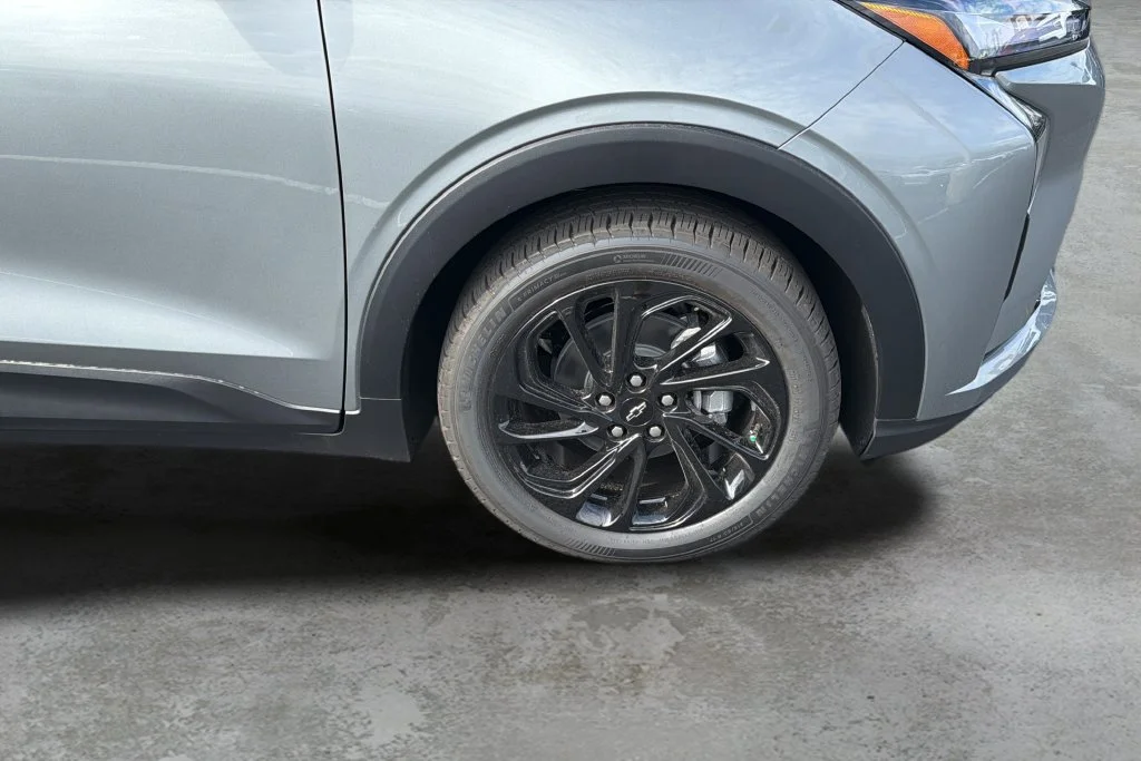 New 2027 Sterling Grey Metallic Chevrolet RS image 9