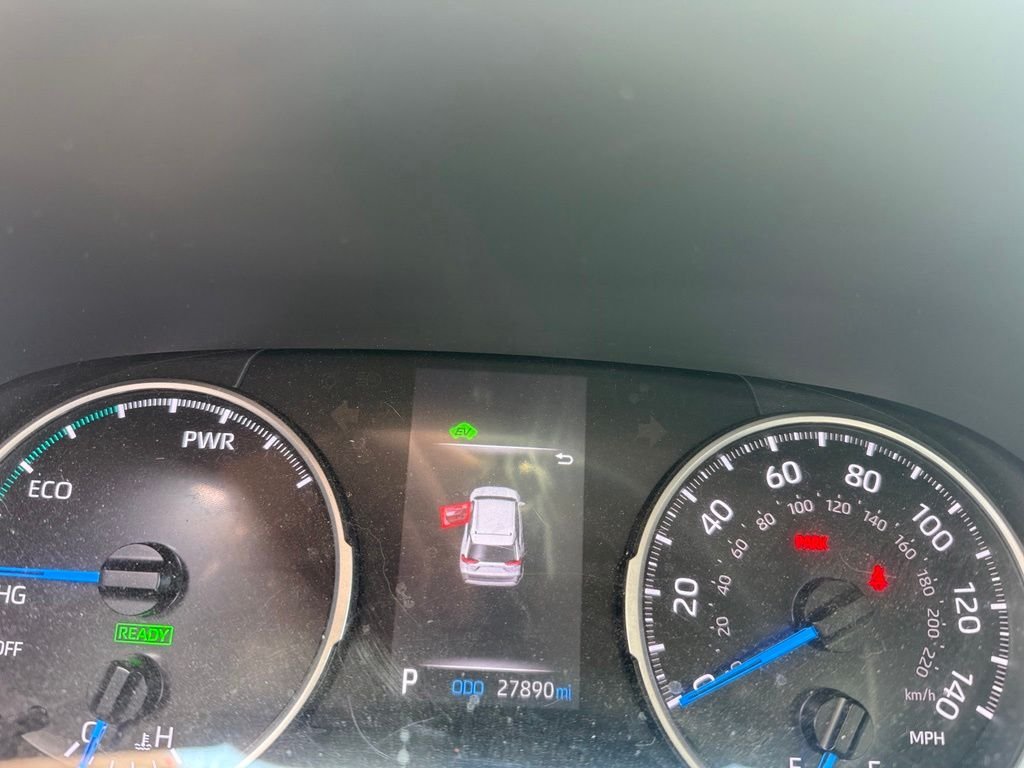Used 2022 Magnetic Gray Metallic Toyota LE image 13