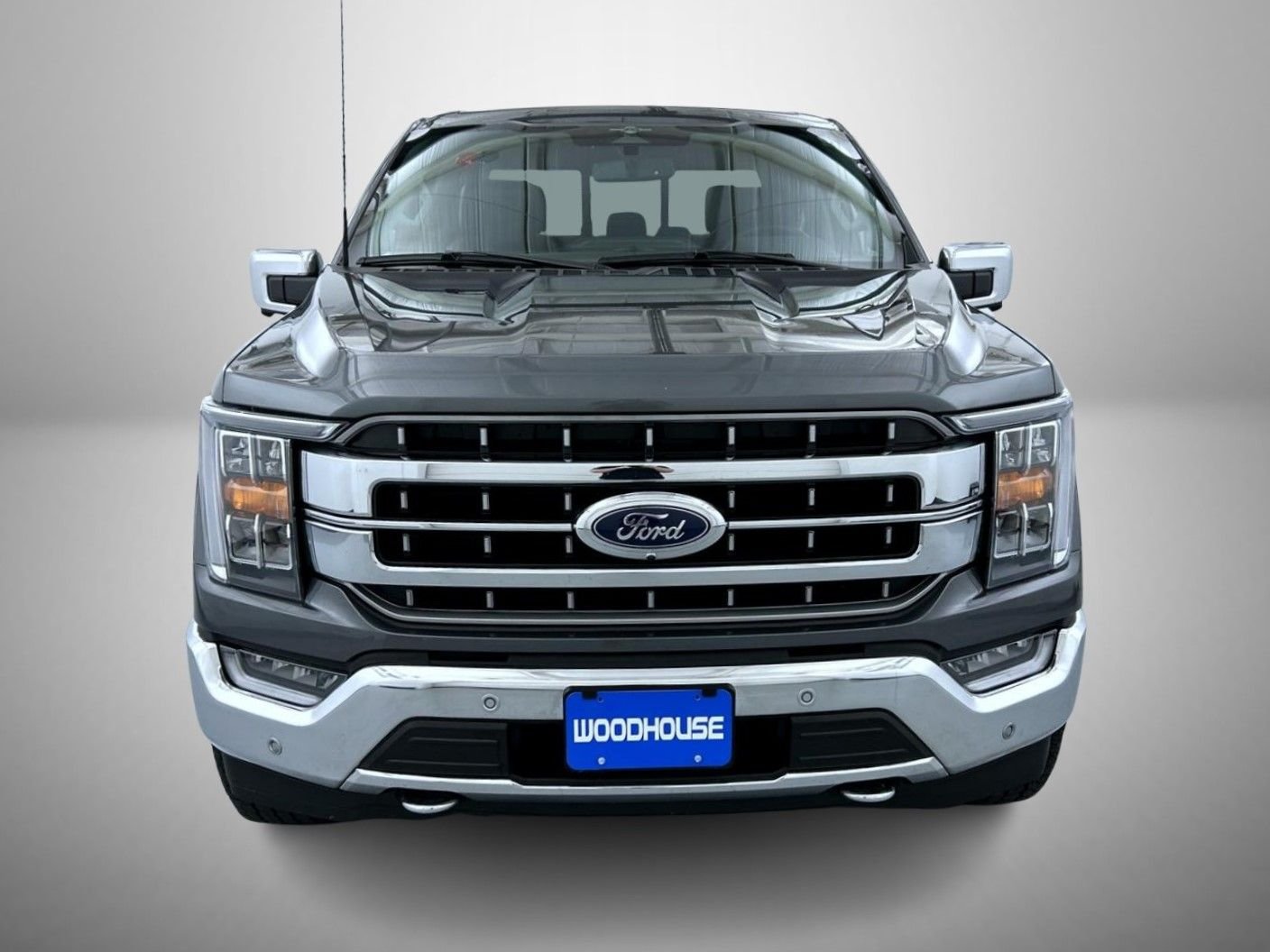 Used 2023 Gray Ford Lariat image 2