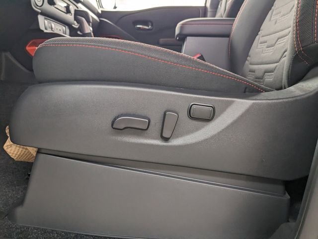 2025 Nissan Frontier PRO-X - Photo 17