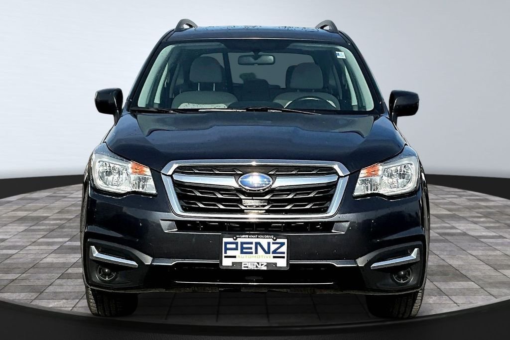 Used 2018 Subaru Forester Premium with VIN JF2SJAEC3JH610994 for sale in Rochester, Minnesota