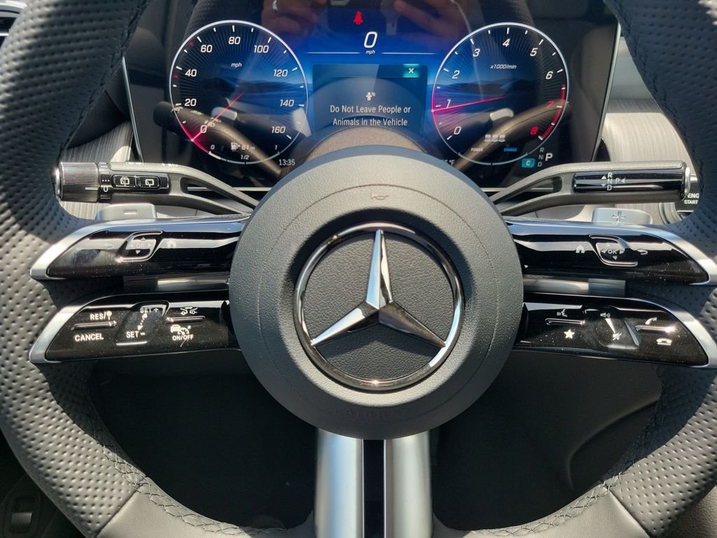 New 2027 Verde Silver Metallic Mercedes-Benz GLC 300 image 23