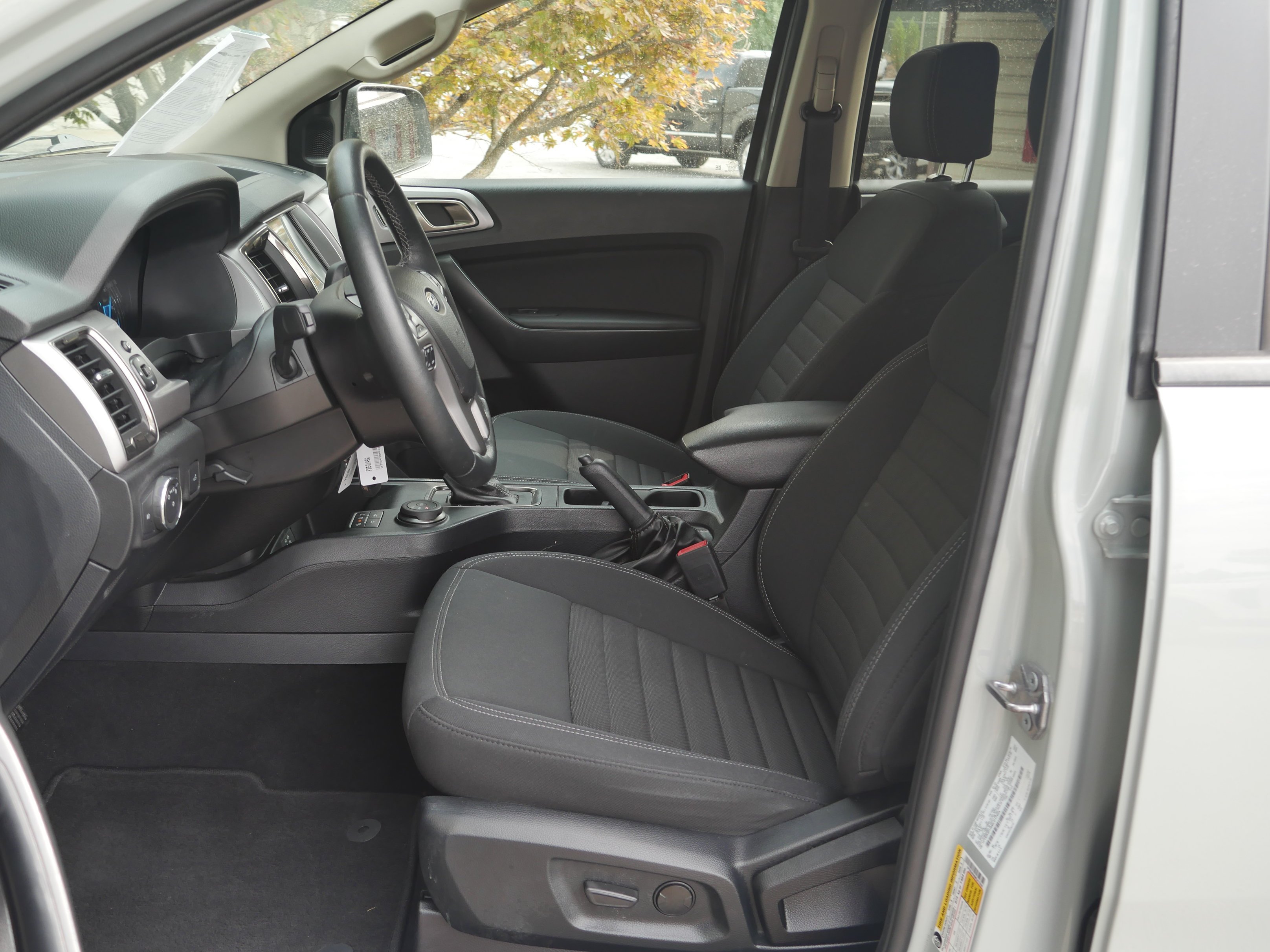 Used 2021 Gray Ford XLT image 3