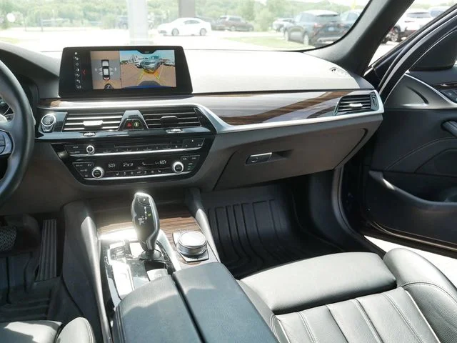 Used 2019 Blue Metallic BMW 540i xDrive image 23