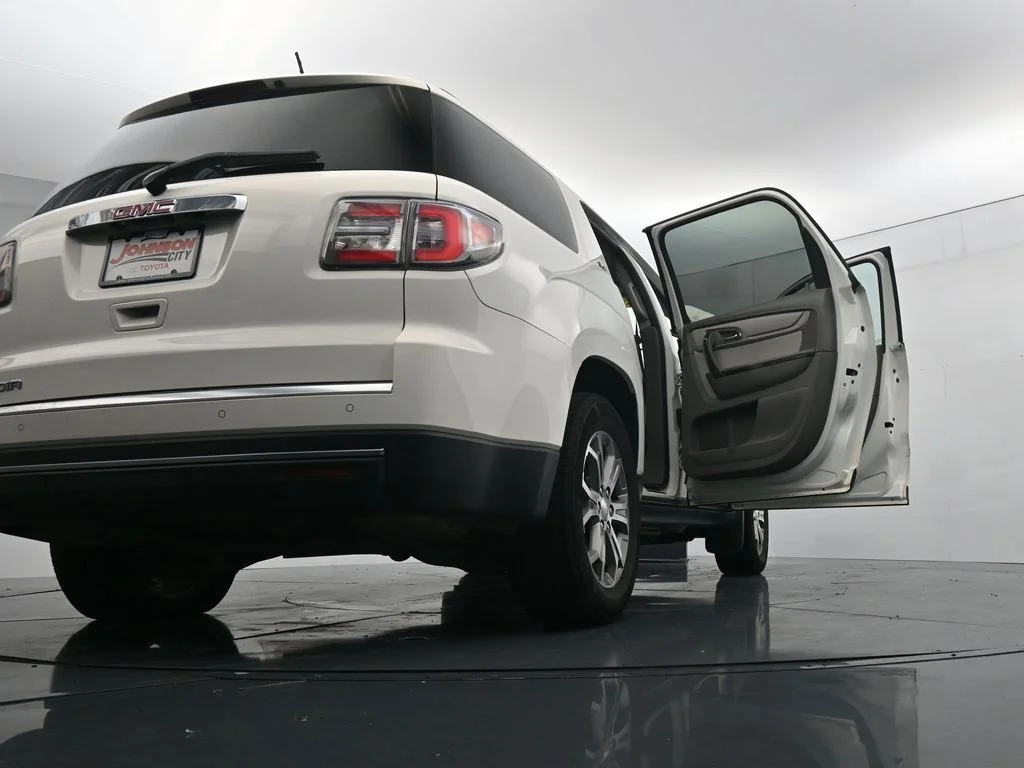Used 2013 White GMC SLT-1 image 44
