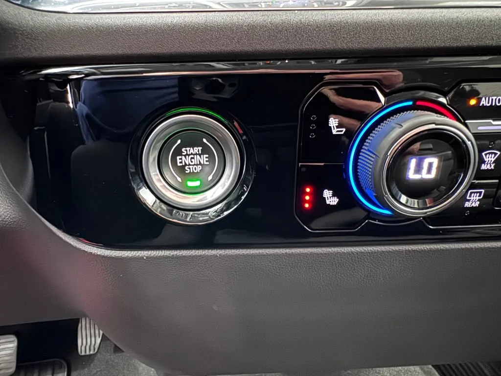 2023 Chevrolet Silverado 1500 LT - Photo 23
