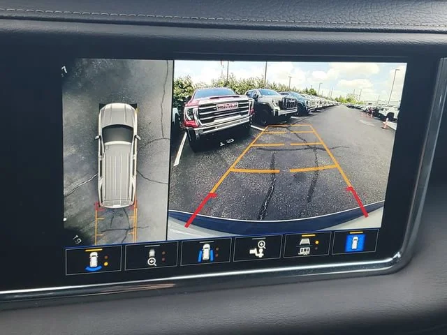 Used 2022 Pearl Beige Metallic GMC Denali image 18
