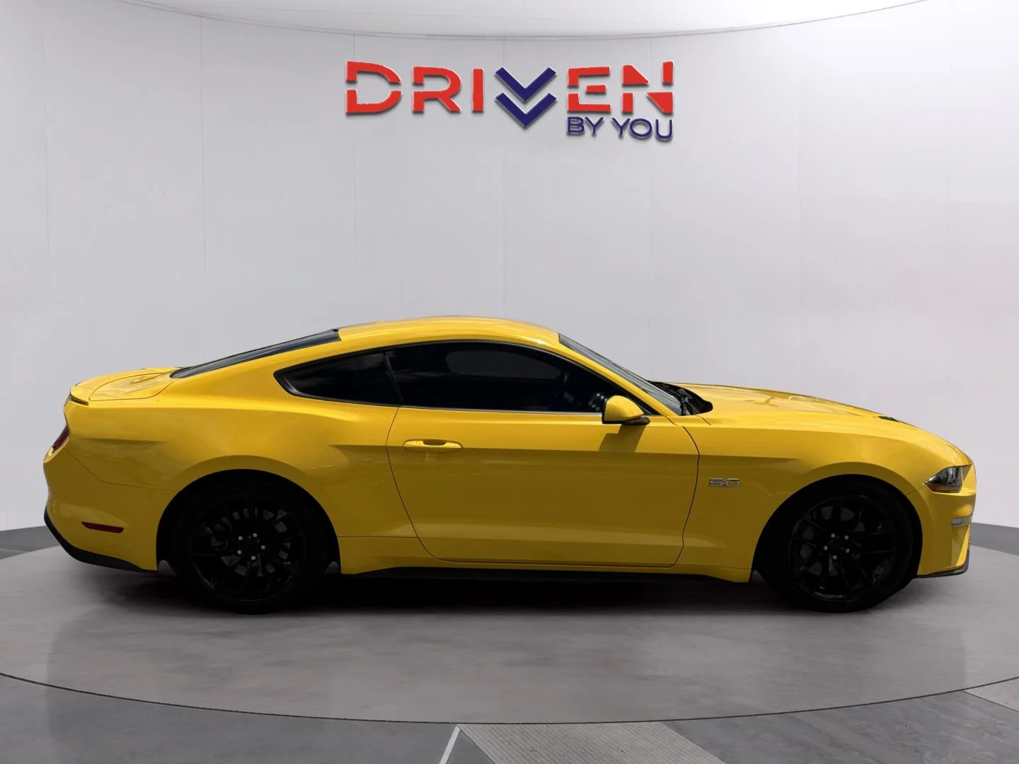 Used 2018 Triple Yellow Tri-Coat Ford GT image 6
