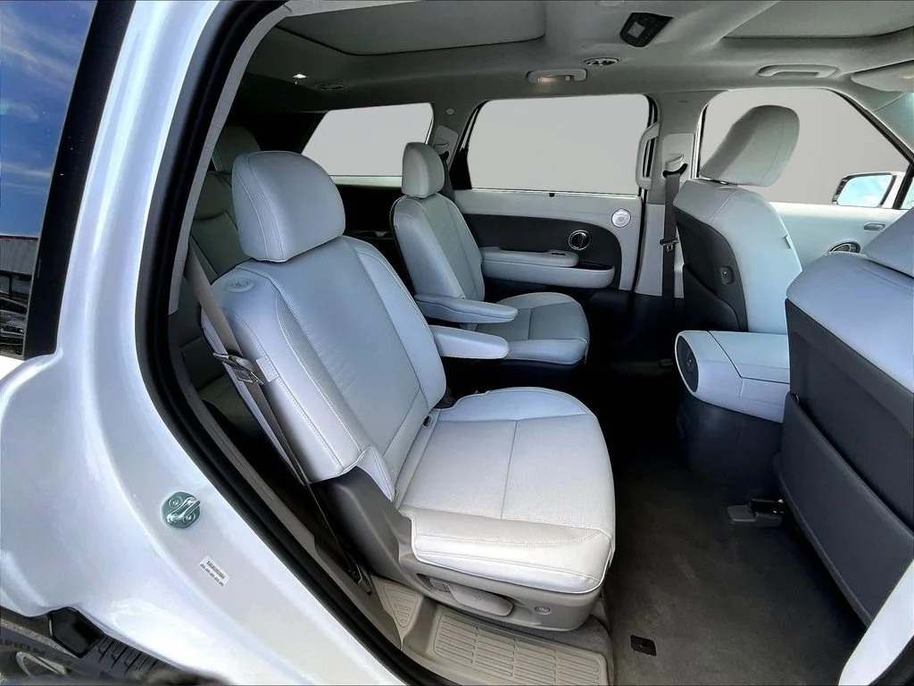 New 2026 White Hyundai Limited image 10