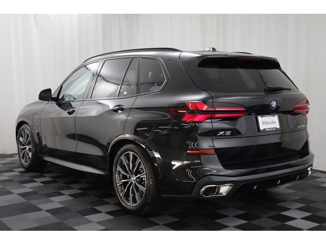 Certified Used 2026 Black Sapphire Metallic BMW xDrive50e image 16