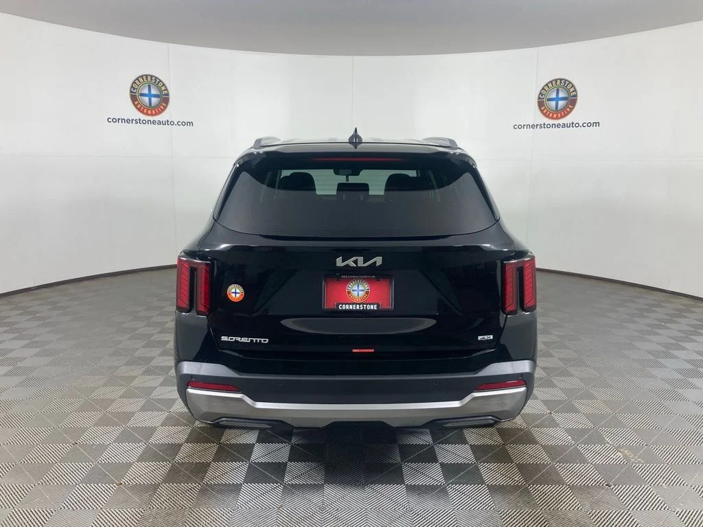 New 2026 Ebony Black Kia S image 19