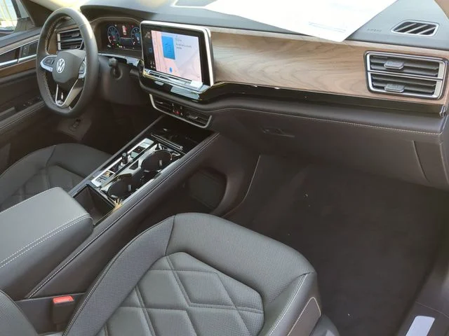 2026 Volkswagen Atlas SE w/Tech - Photo 13