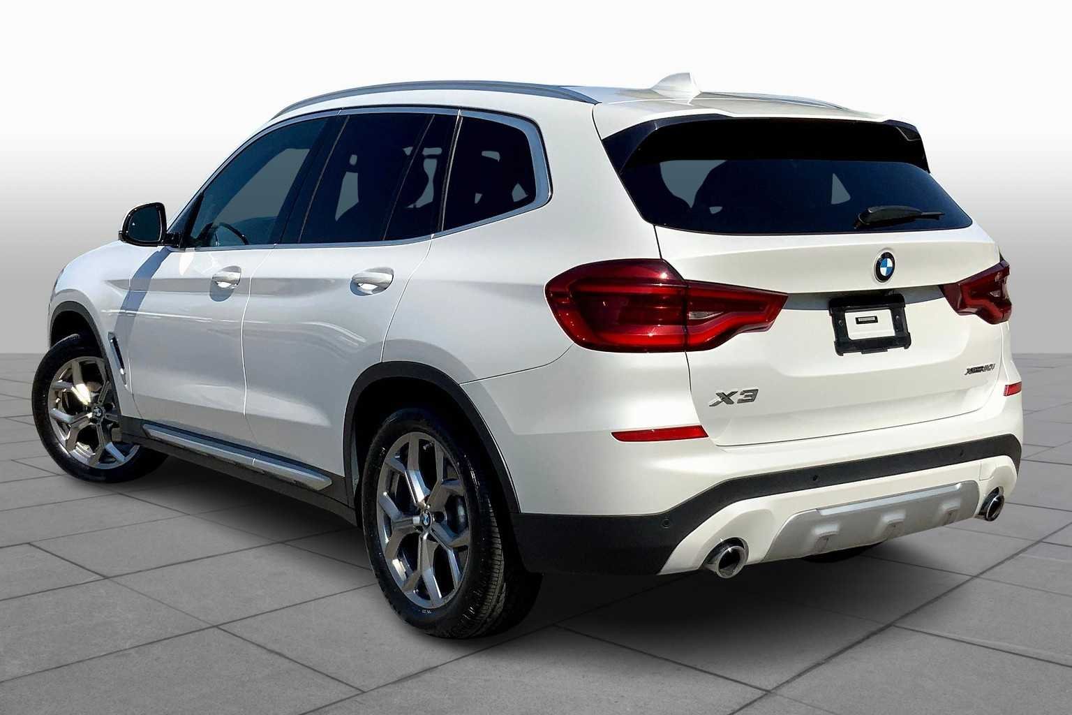 Used 2020 Mineral White Metallic BMW xDrive30i image 11