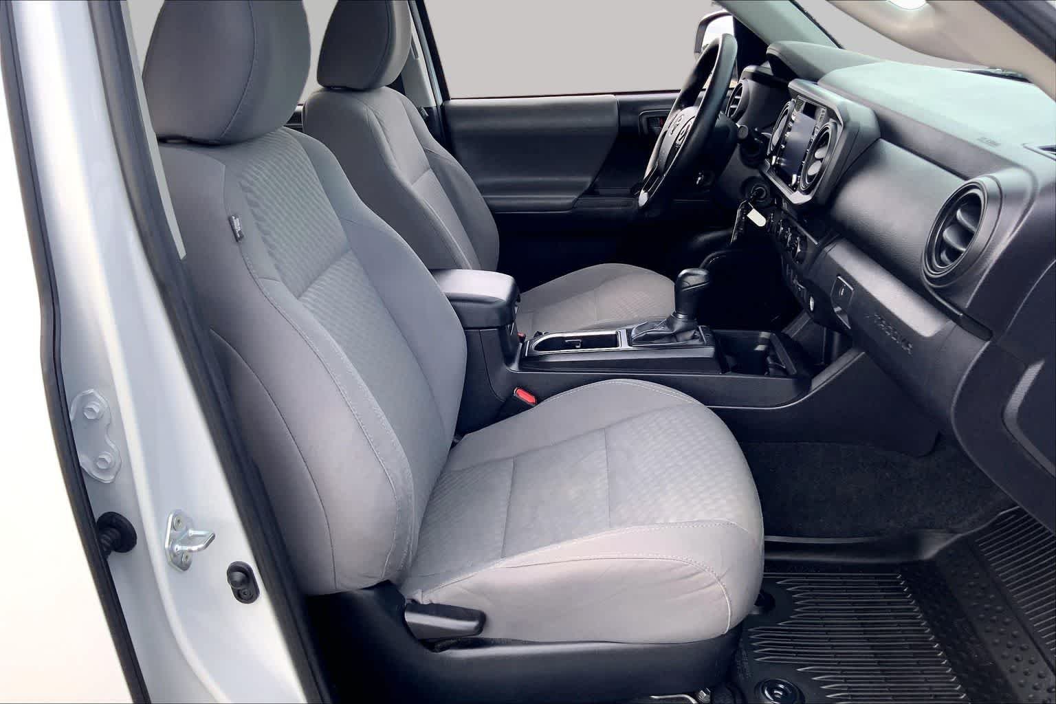 Used 2021 Super White Toyota SR image 9