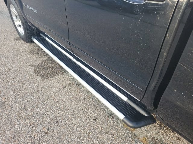 Used 2016 BLACK Chevrolet LT image 6