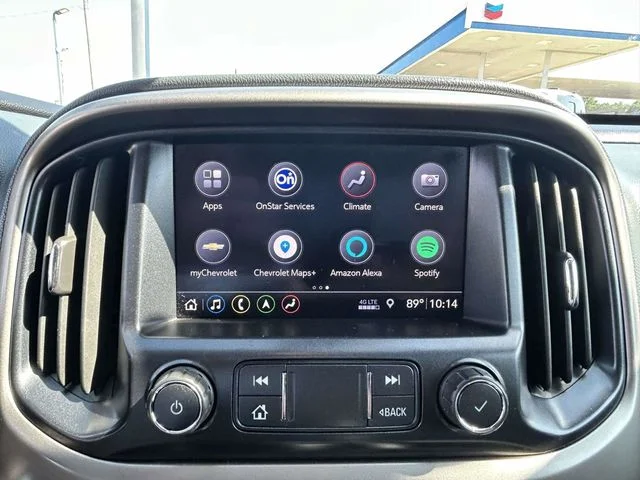 Used 2020 Summit White Chevrolet Z71 image 19