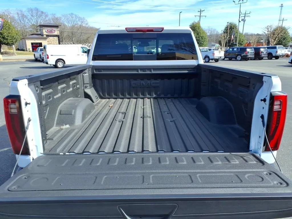 New 2026 Summit White GMC SLT image 22