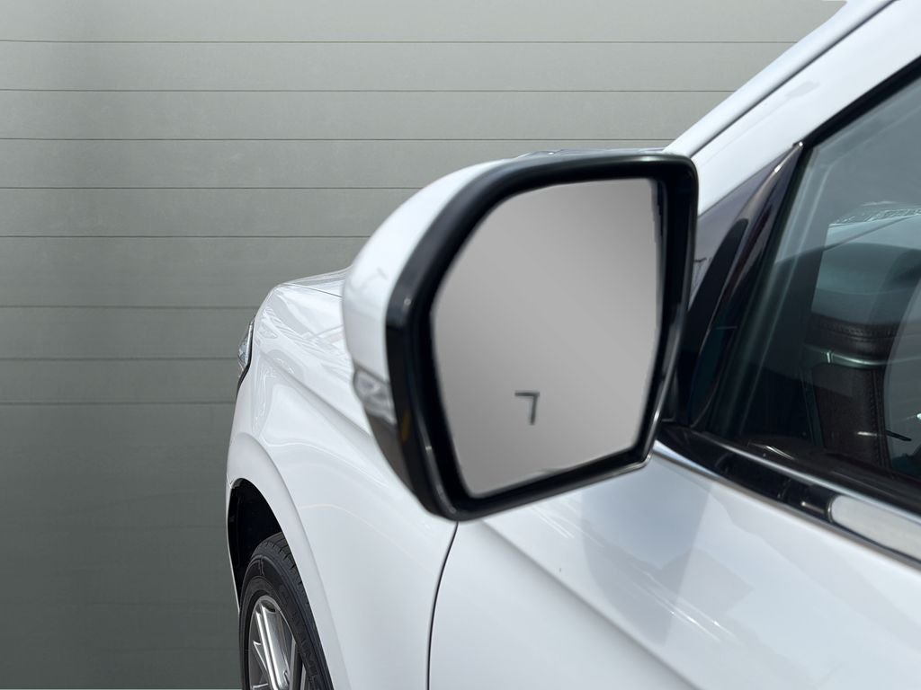 Used 2024 White Ford Limited image 15