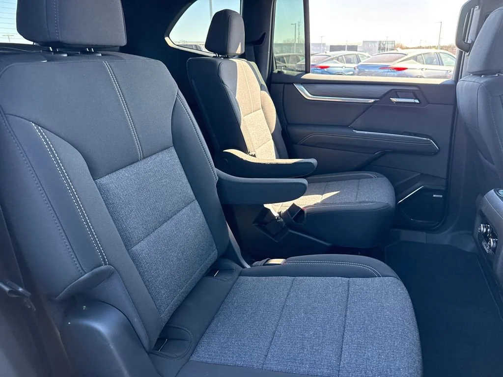 2026 GMC Acadia Elevation - Photo 37