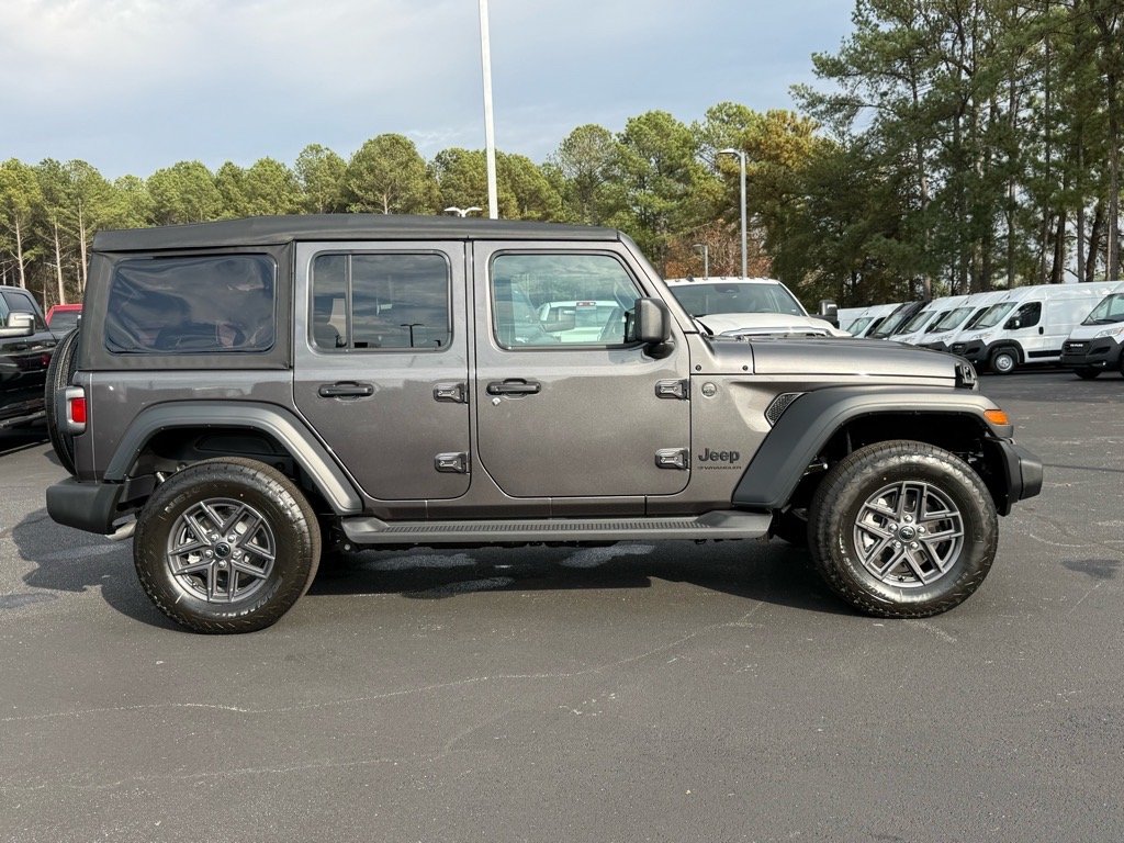 New 2026 Granite Crystal Metallic Clear-Coat Exterior Paint Jeep 4-Door Sport S 4x4 image 2