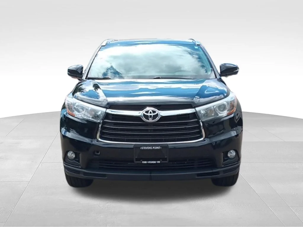 Used 2015 Attitude Black Metallic Toyota XLE V6 image 10