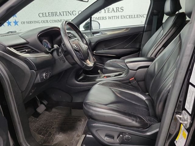 Used 2018  Lincoln Select image 9