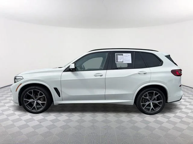 Used 2021 White BMW sDrive40i image 8