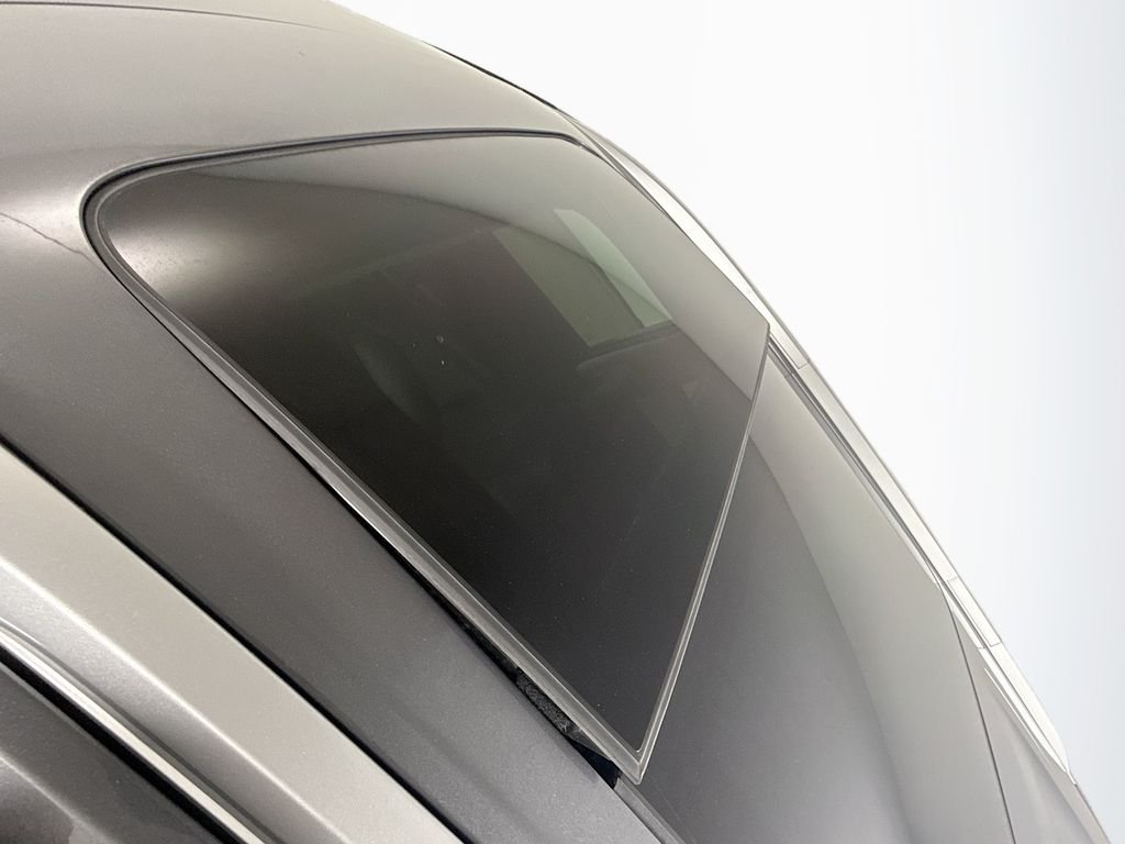 Used 2023 Gun Metallic Nissan SL image 23