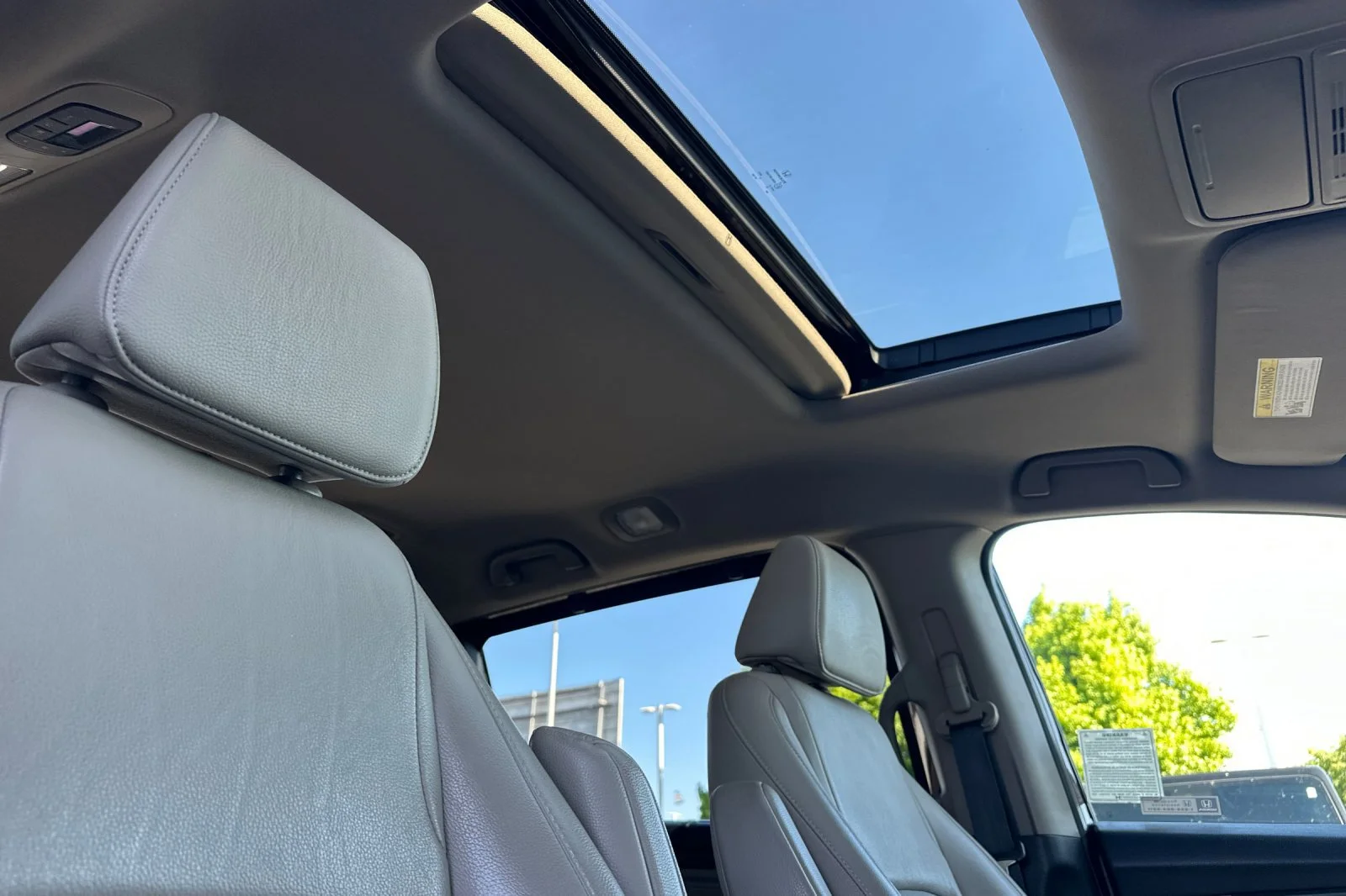 Used 2019 Red Honda EX-L image 18