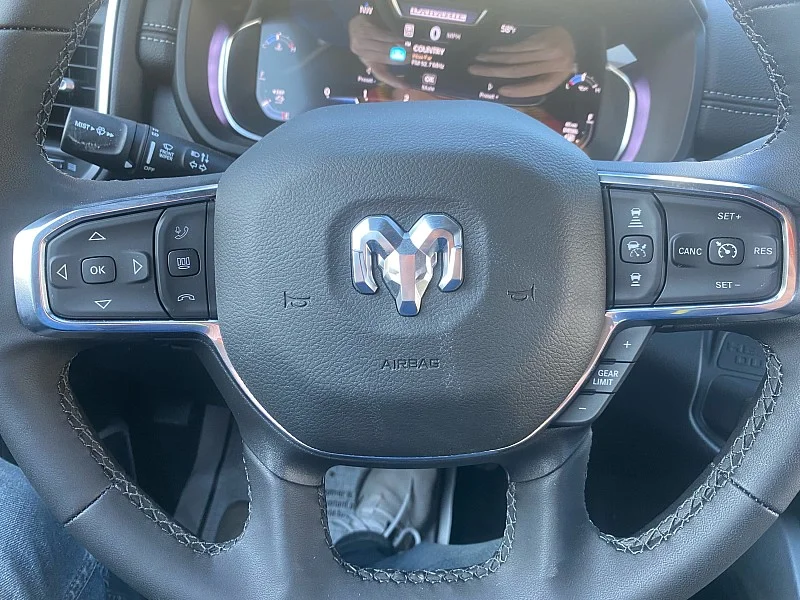 2026 RAM 3500 Laramie - Photo 19