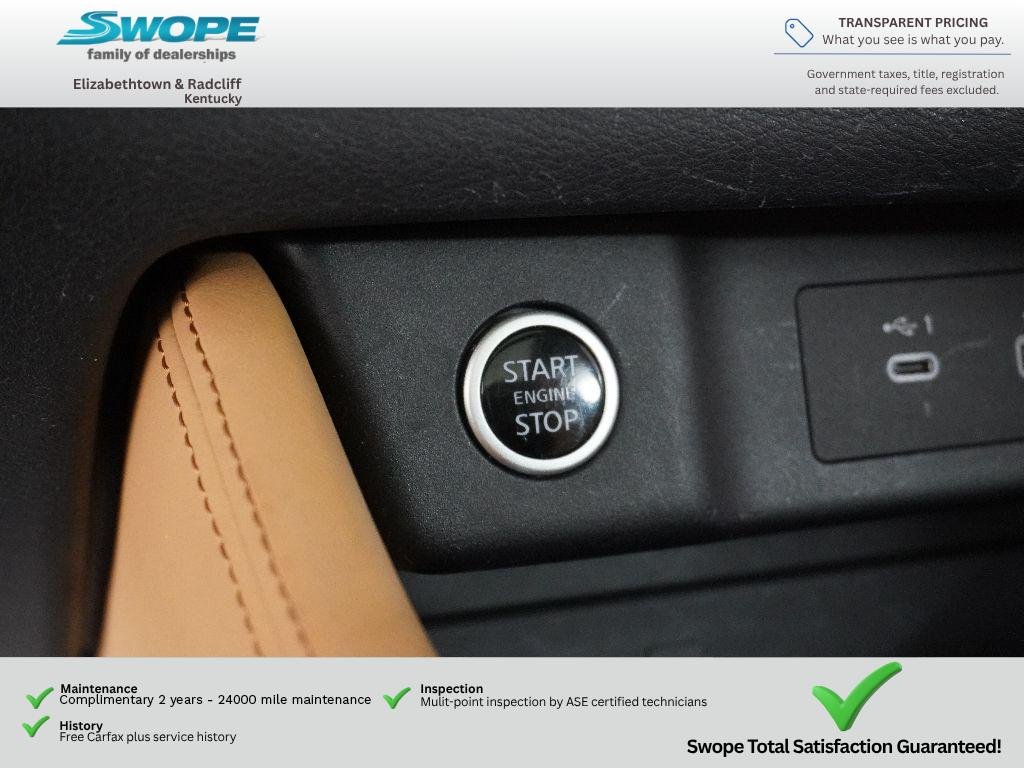 Used 2021 Caspian Blue Metallic/Super Black Nissan Platinum image 24