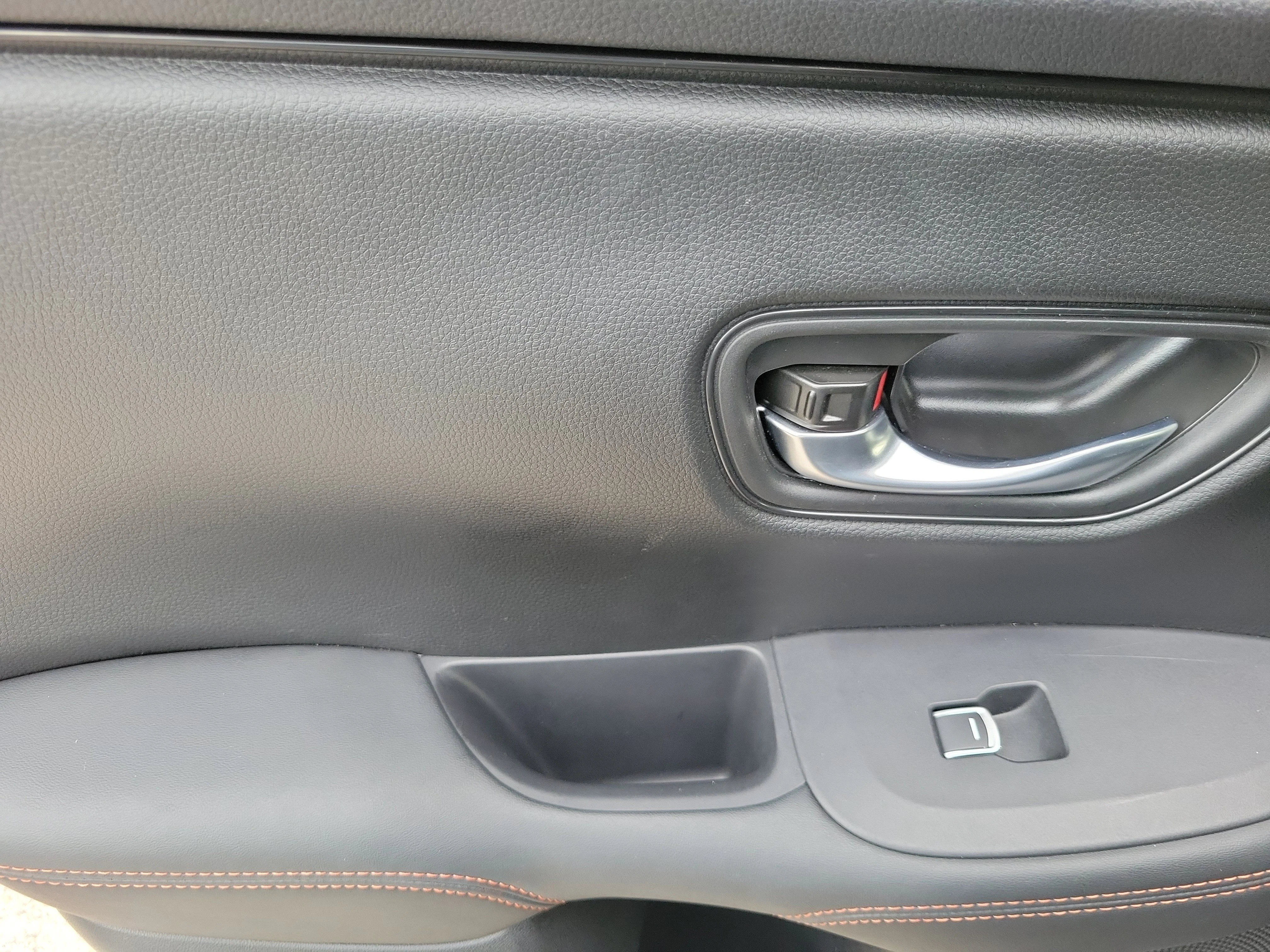 2025 Honda HR-V Sport - Photo 17