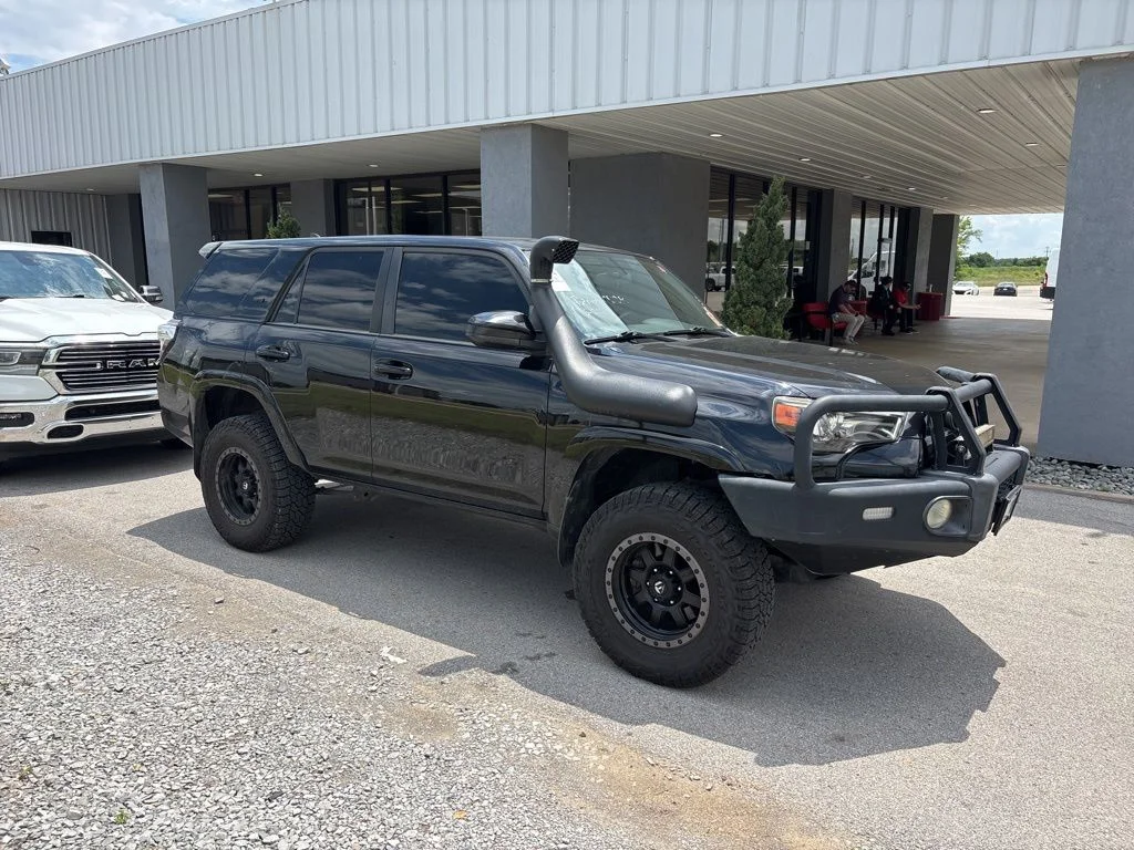 2018 Toyota 4Runner SR5 4x4 V6's photo
