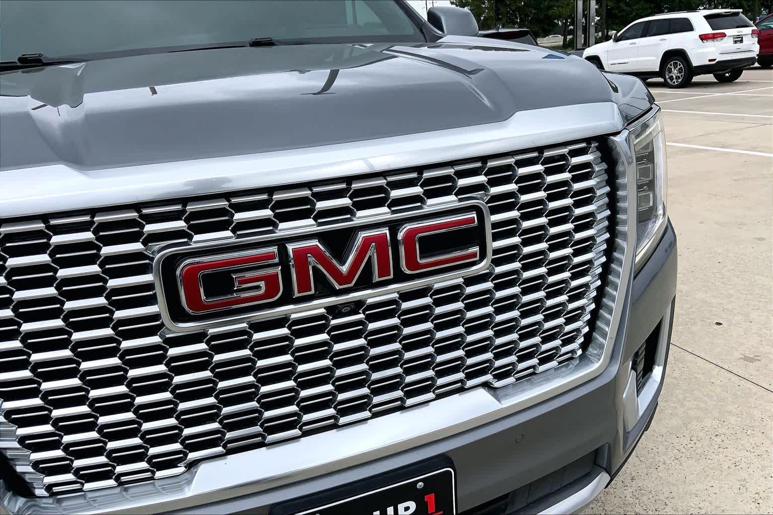 2021 GMC Yukon Denali - Photo 30