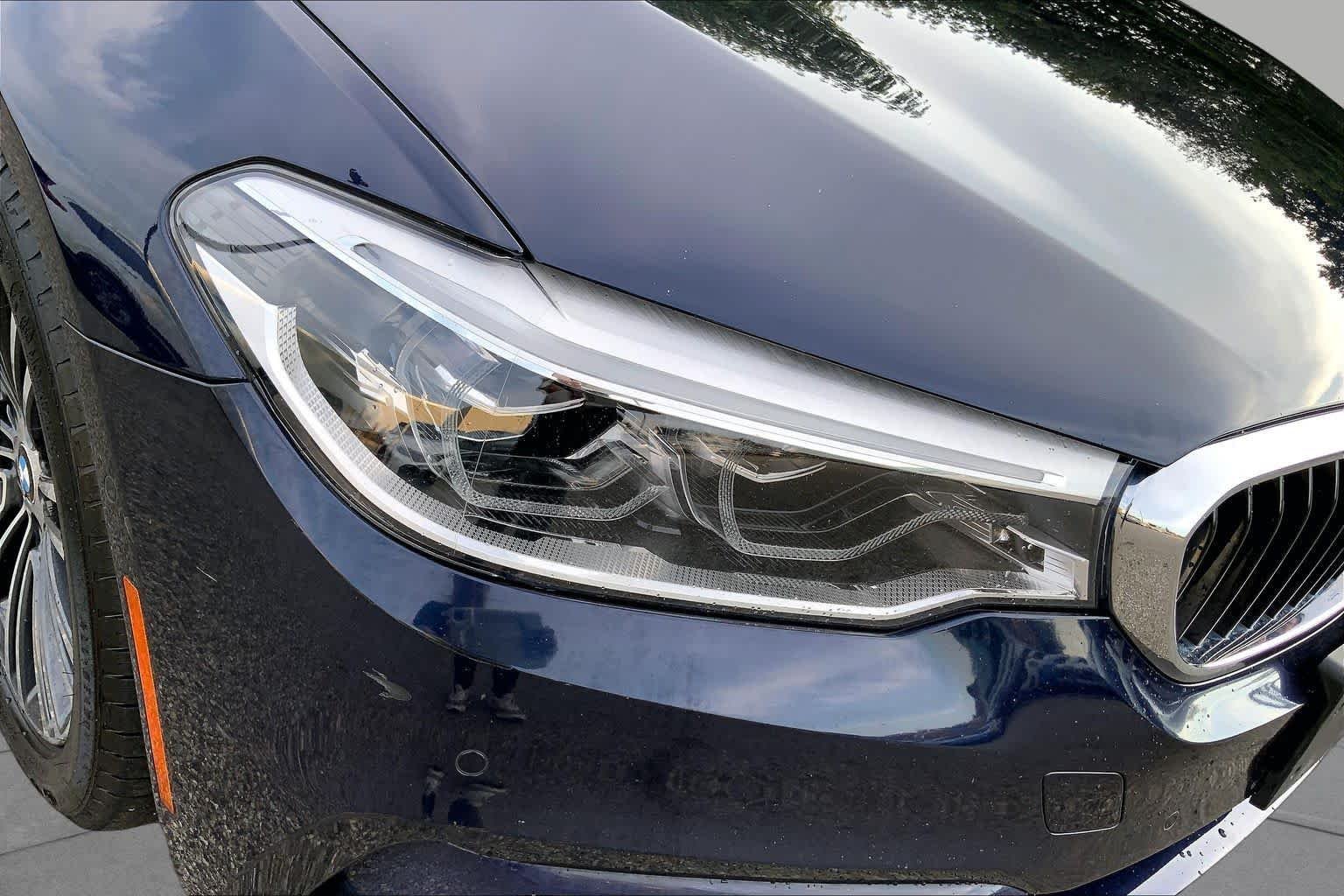 Used 2017 Bluestone Metallic BMW 540i xDrive image 27