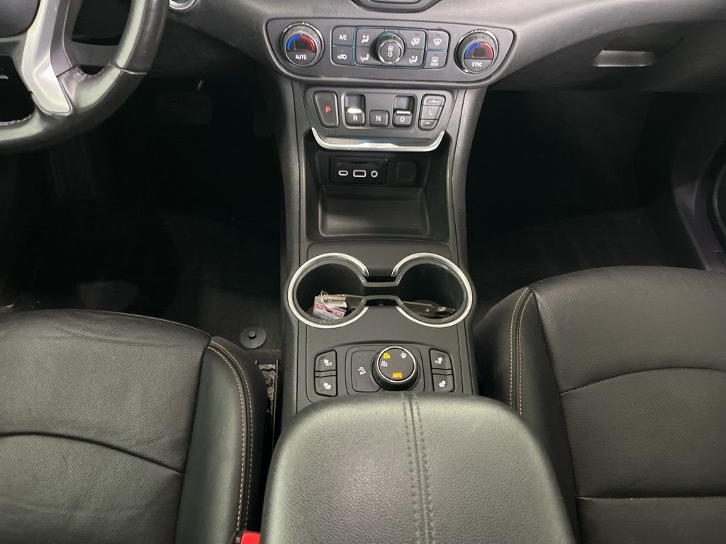 Used 2019 Gray GMC SLT image 10