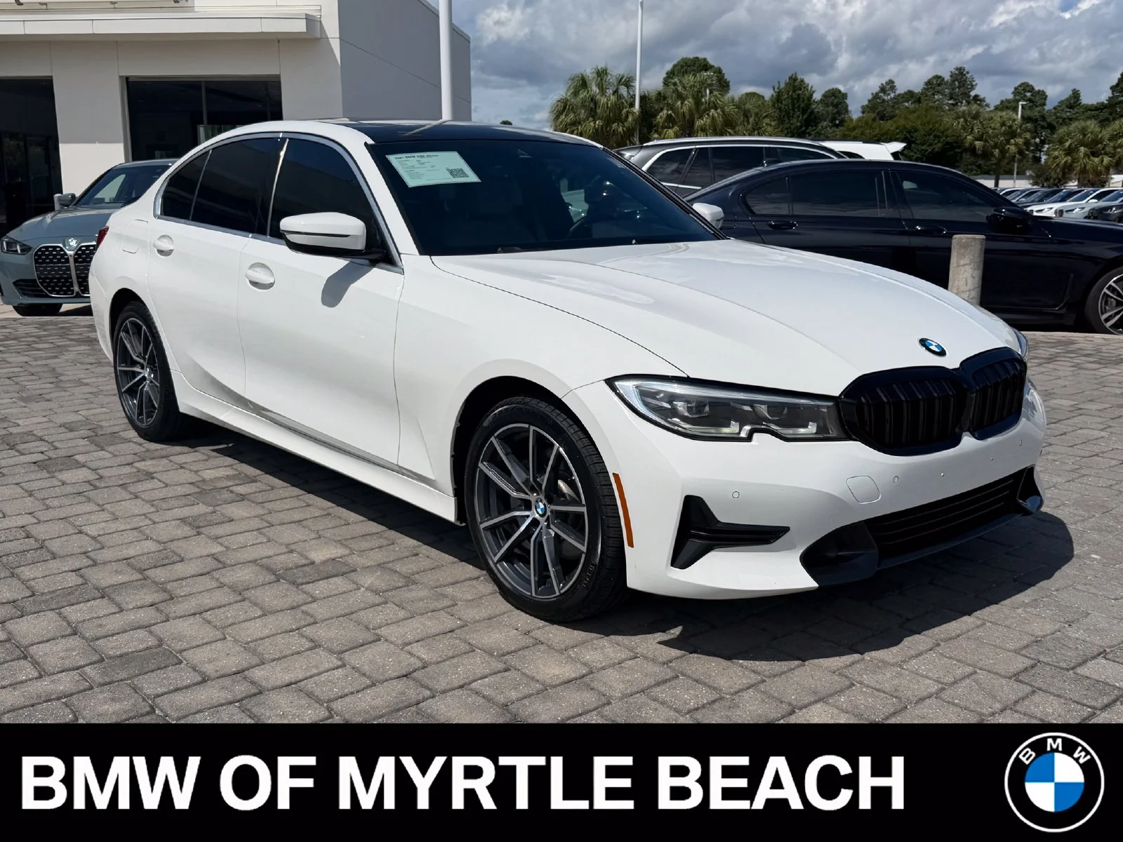 Used 2021 Alpine White BMW 330i xDrive image 7